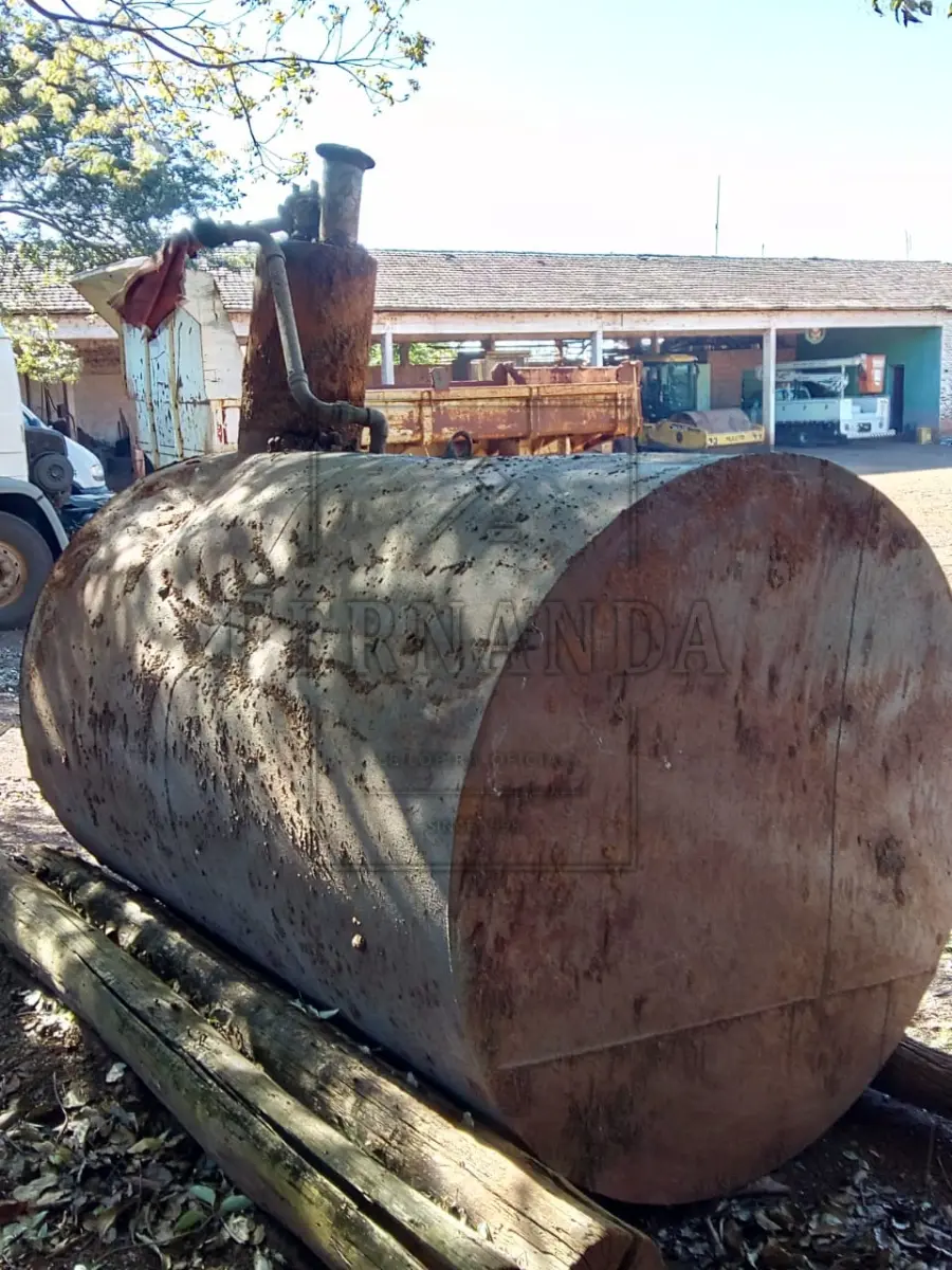 LOTE 006 - Sucatas