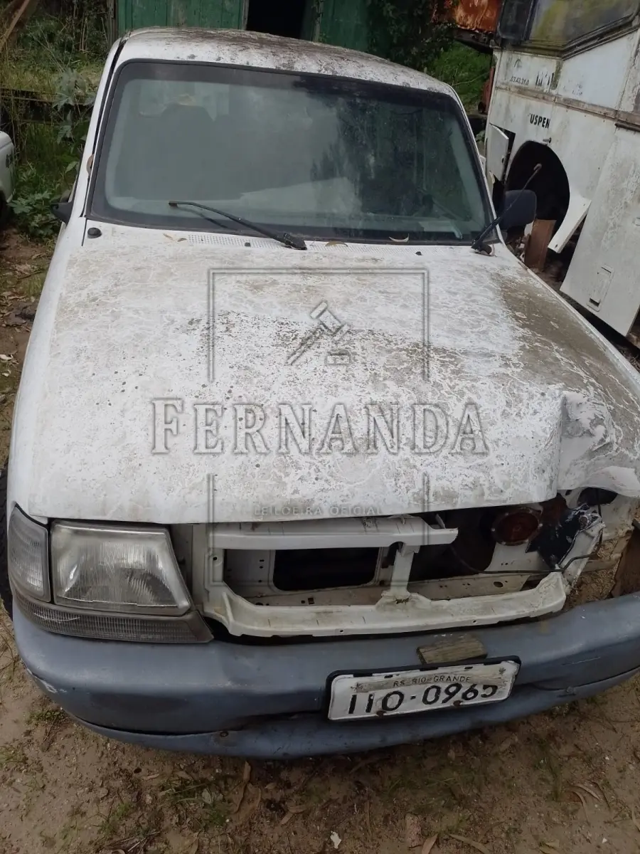 LOTE 033 - FORD/ RANGER , 1998/1999 ,Placa IIO-0965. Avaliado em R$ 50,00.