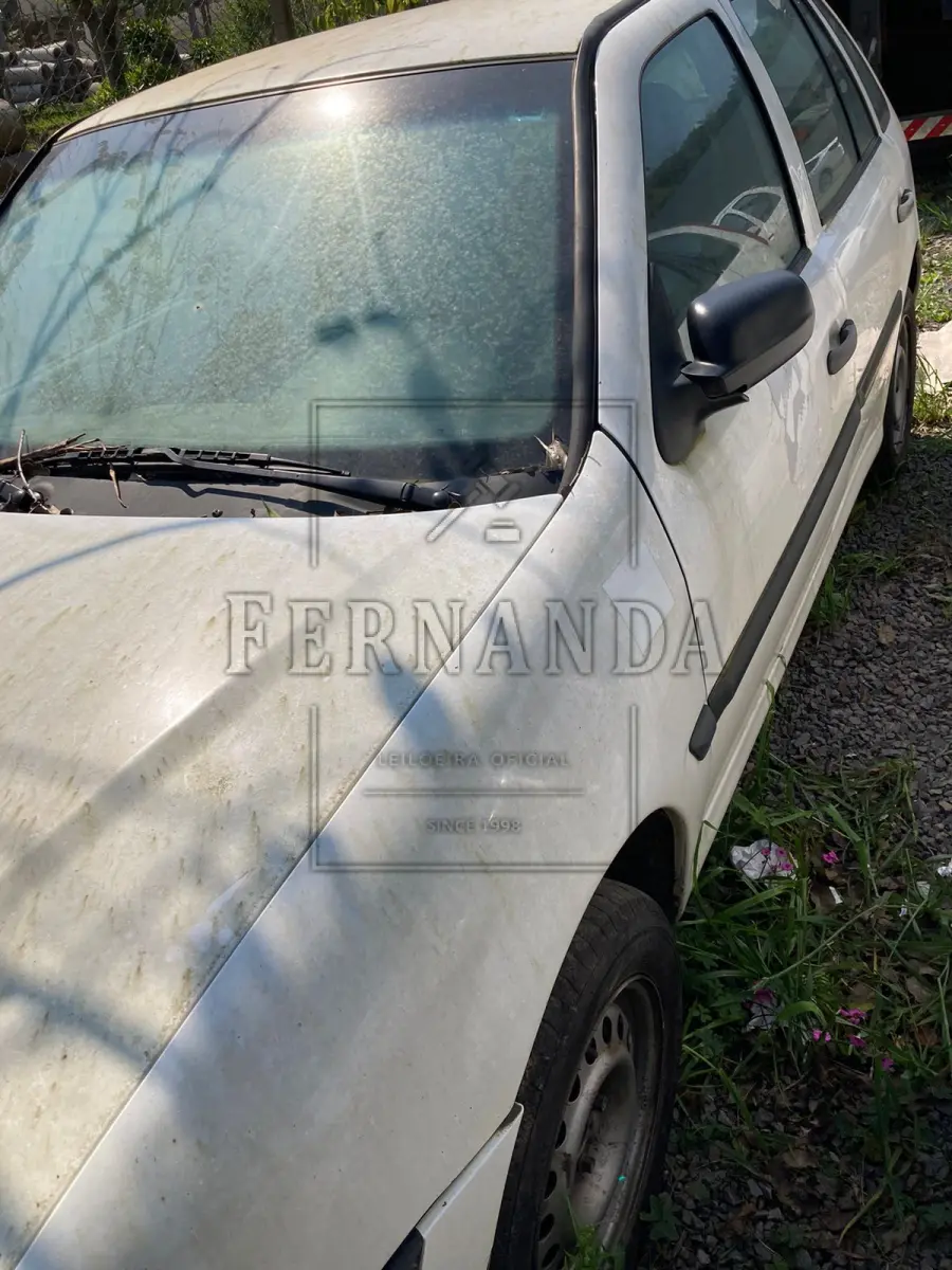 LOTE 001 - Veículo Gol 1.6 Power, placas IMQ 5314, ano/ modelo 2005/2005. Avaliado em R$ 2.500,00.