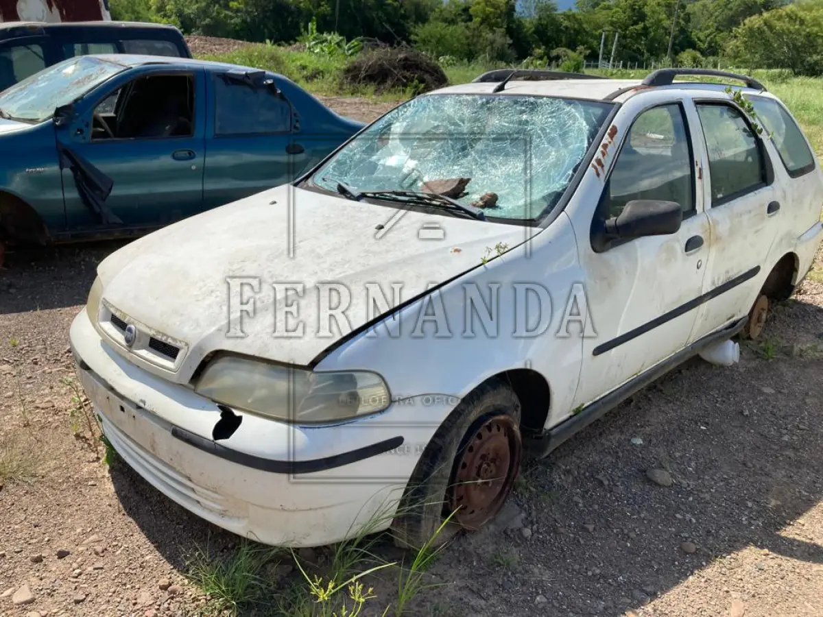 LOTE 013 - Palio Weekend EX 1.3 . Avaliado em R$ 800,00.