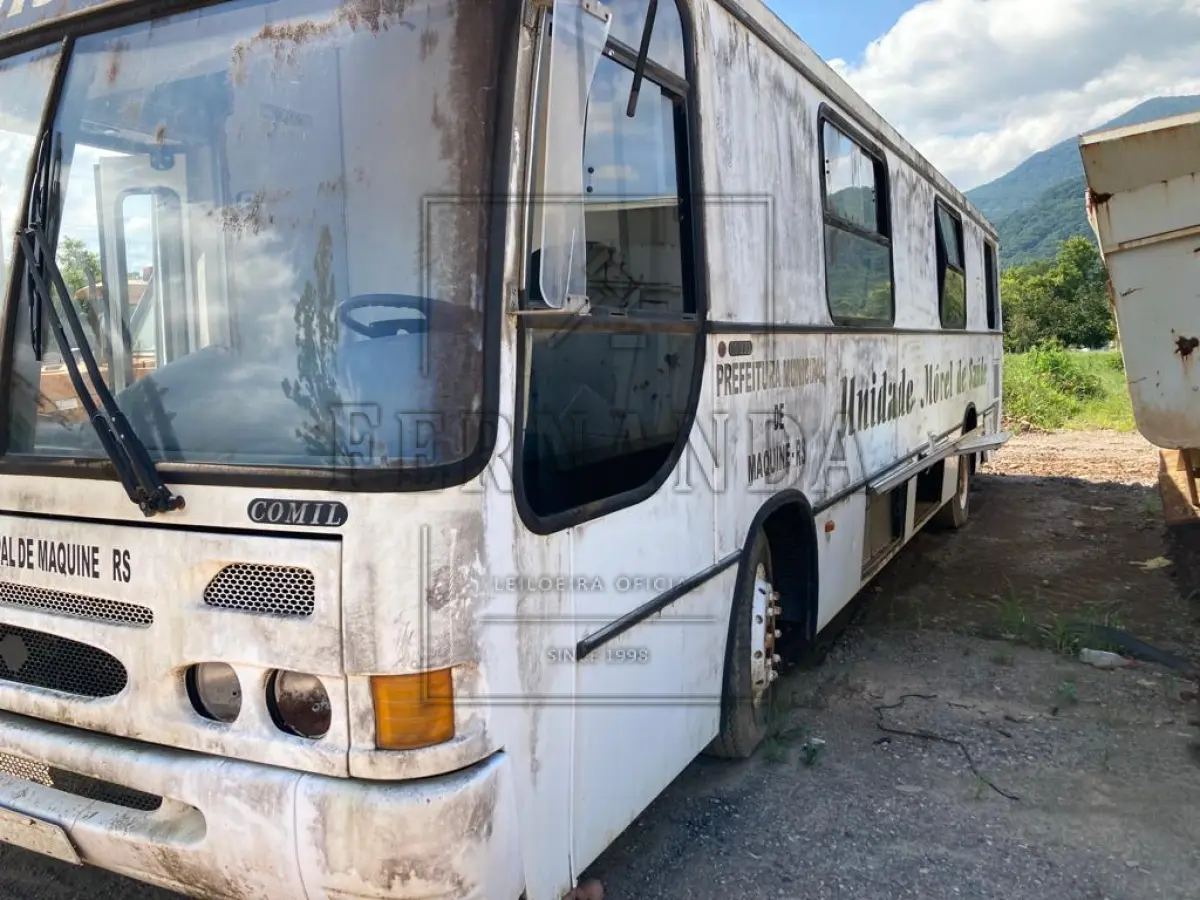 LOTE 006 - Onibus / C. Fechada, Comil / Condottiere, Ano/Modelo 1998/1998, Placa: IIM-3788. Avaliado em R$ 4.800,00.