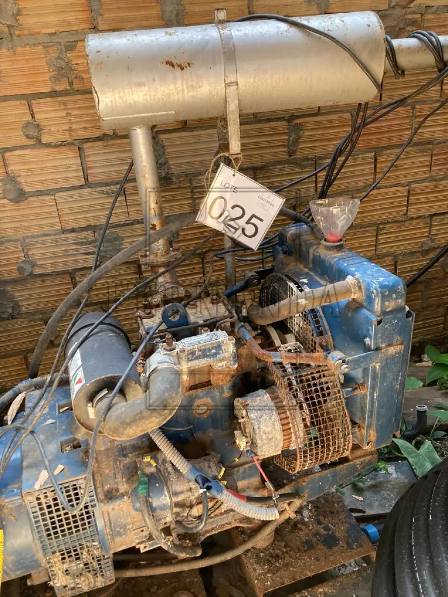 LOTE 025 - Gerador STMAC trifásico 380V