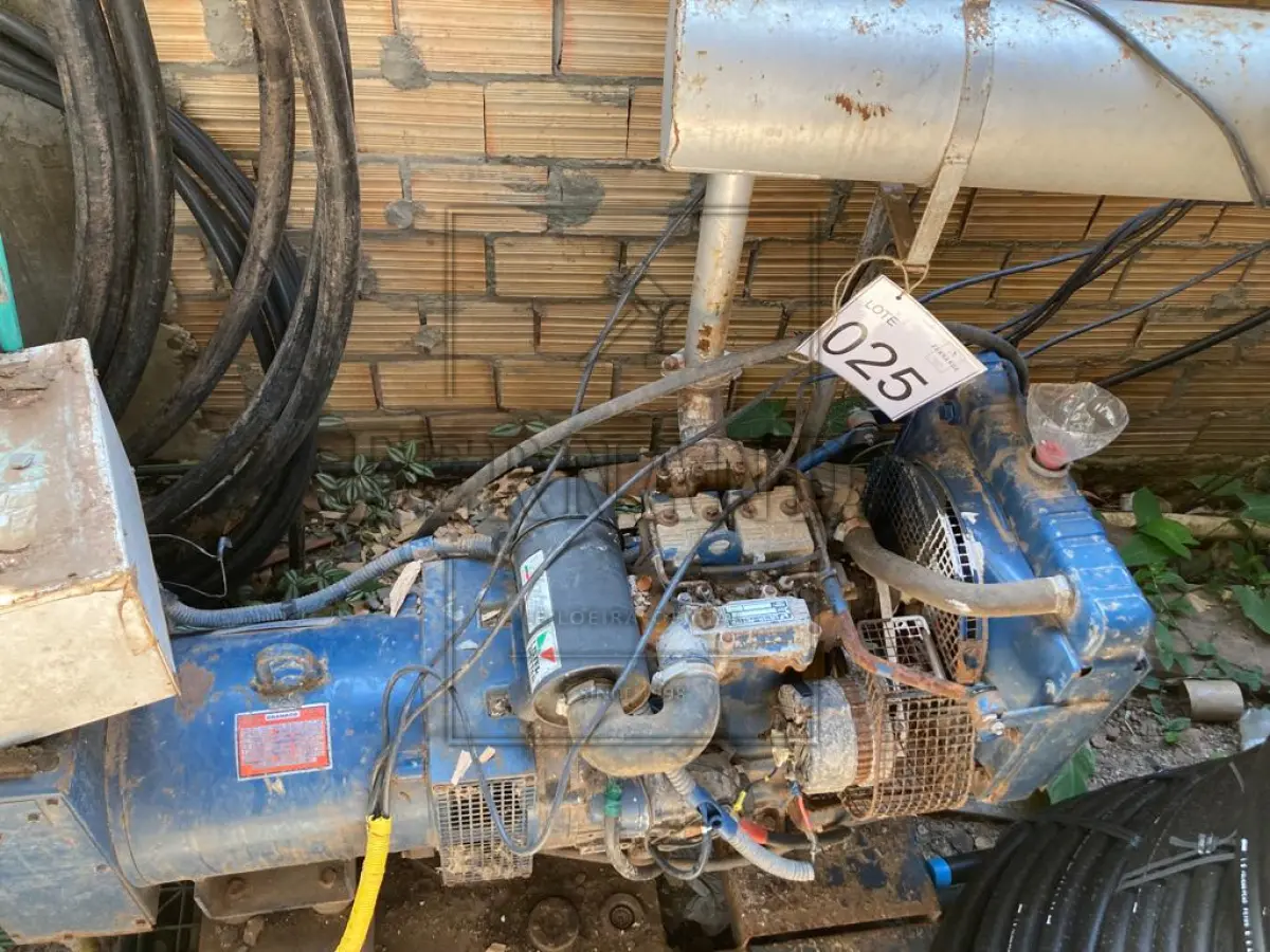 LOTE 025 - Gerador STMAC trifásico 380V