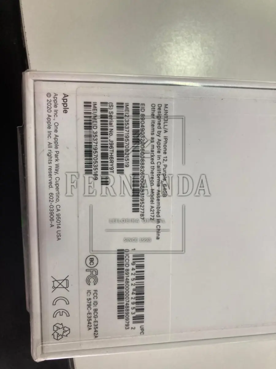 LOTE 011 - Telefone Apple Iphone 12, 64GB, novo. Avaliado em R$ 2.928,00.