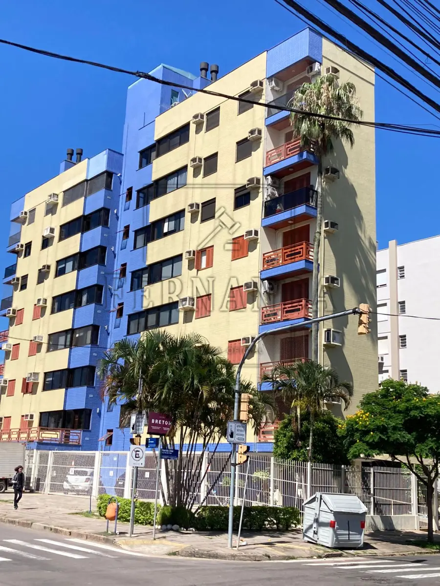 LOTE 001 - O apartamento n°201 do Edifício Pezzi, sito na Rua Marcílio Dias, n°531. Matrícula n° 32.500. Avaliado em R$ 650.000,00. 1°Leilão.