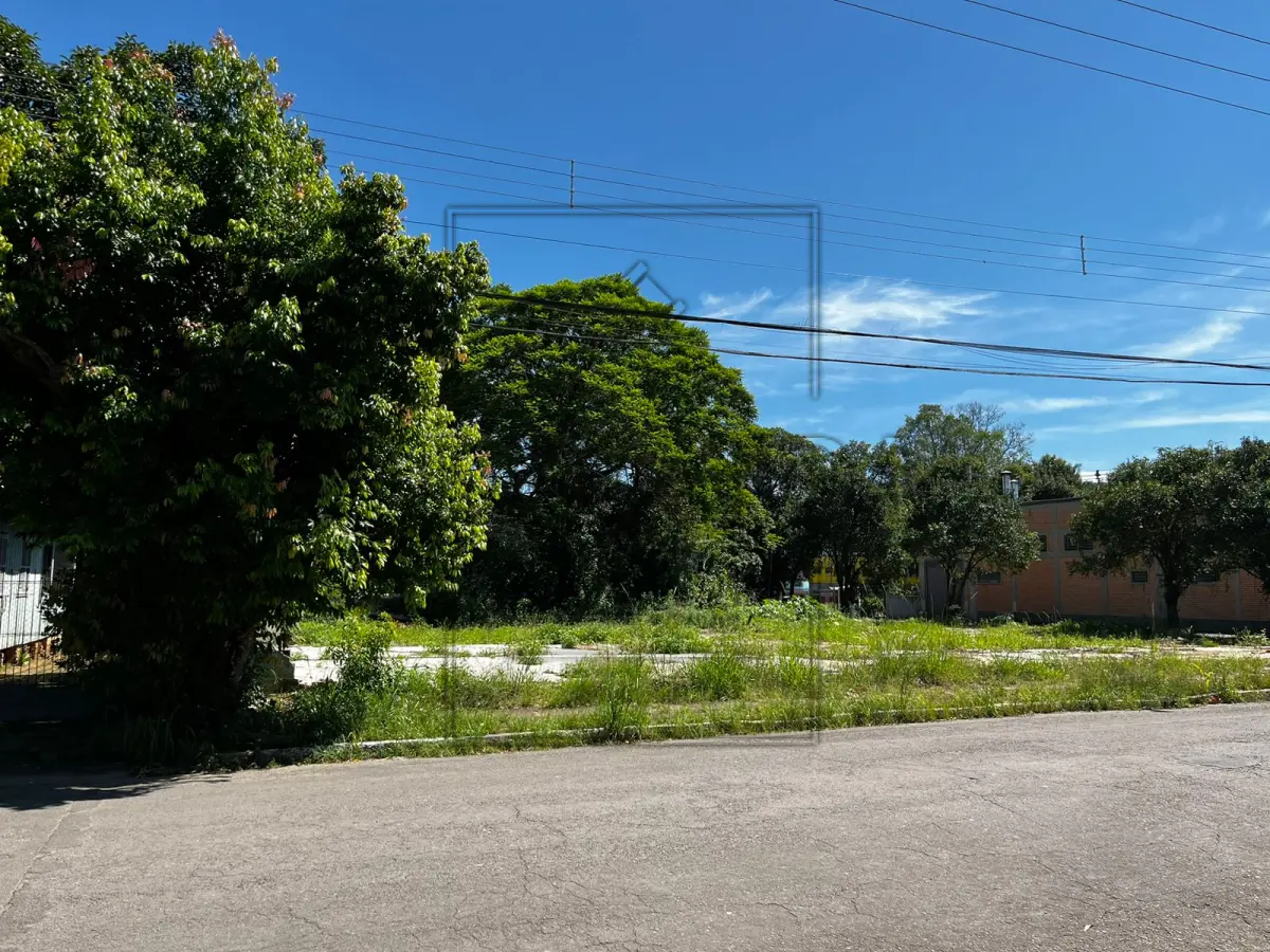 LOTE 001 - Um terreno com área de 1403,95m², localizado na Rua Rodrigues Alves, n°185, Bairro Industrial, em Novo Hamburgo. Matrícula n° 118.732. Avaliado em R$  866.040,60.