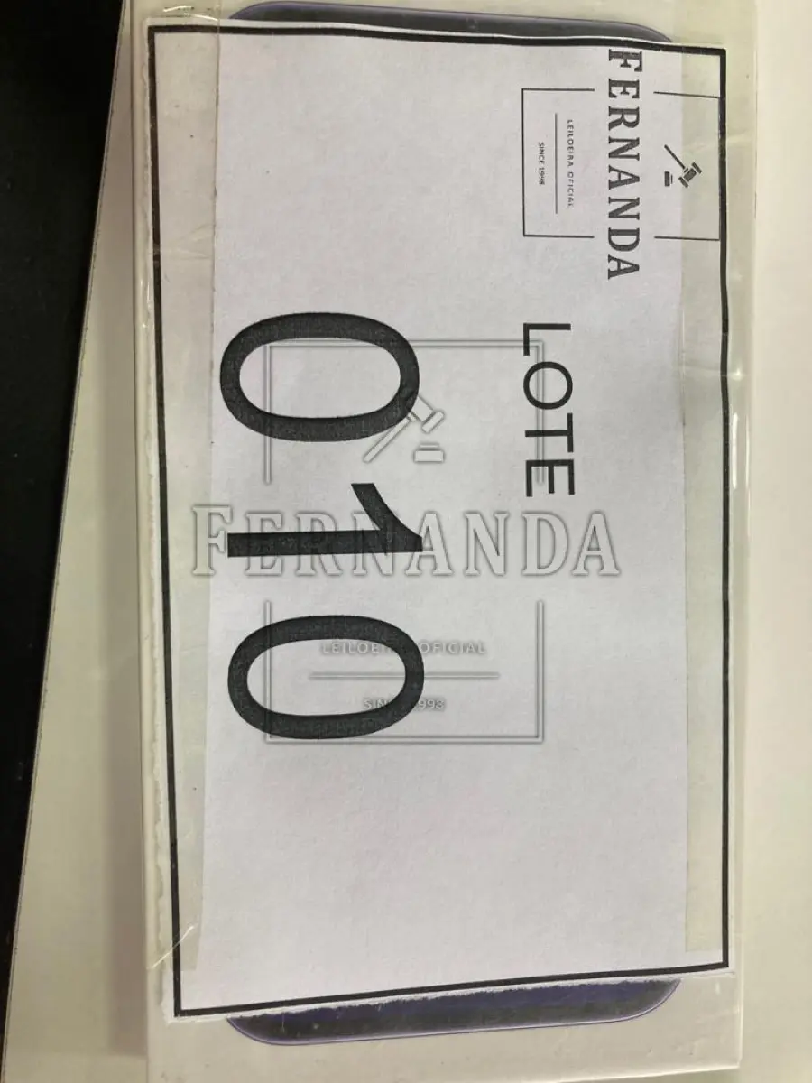 LOTE 010 - Telefone Apple Iphone 12, 64GB, novo. Avaliado em R$ 2.928,00.
