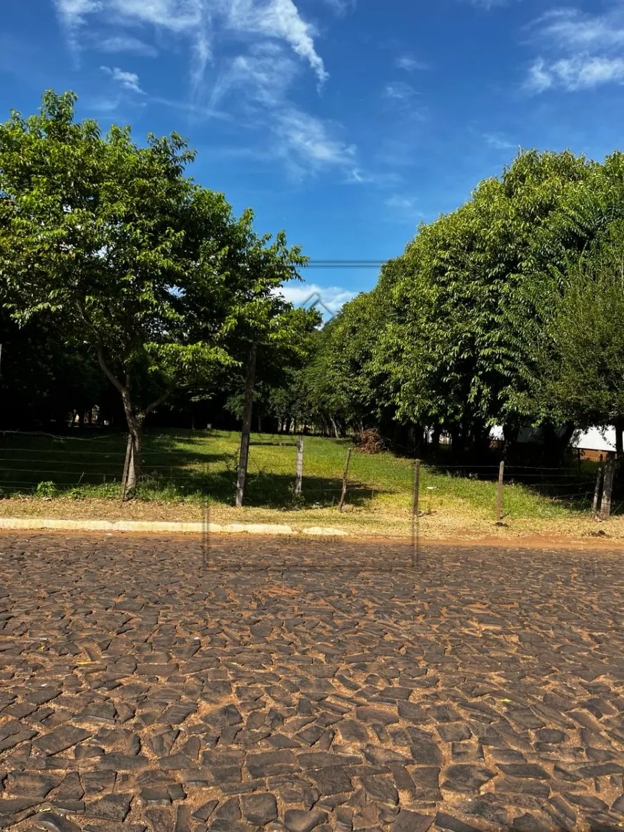 LOTE 023 - Imóvel Matrícula n° 4.496. OBS.: O IMÓVEL POSSUI ÁREA CONSTRUÍDA NÃO AVERBADA NO CARTÓRIO DE REGISTRO DE IMÓVEIS. Avaliado em R$ 980.000,00.