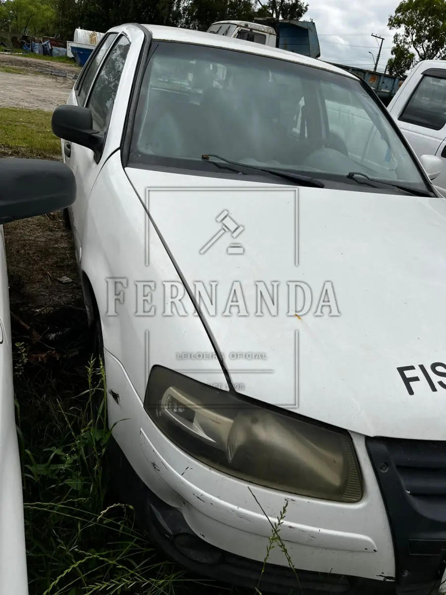 LOTE 020 - VEÍCULO VW GOL 1.6 POWER G IV, ANO/MODELO 2008/2009, PLACA IPA4669. AVALIADO EM R$ 2.000,00.