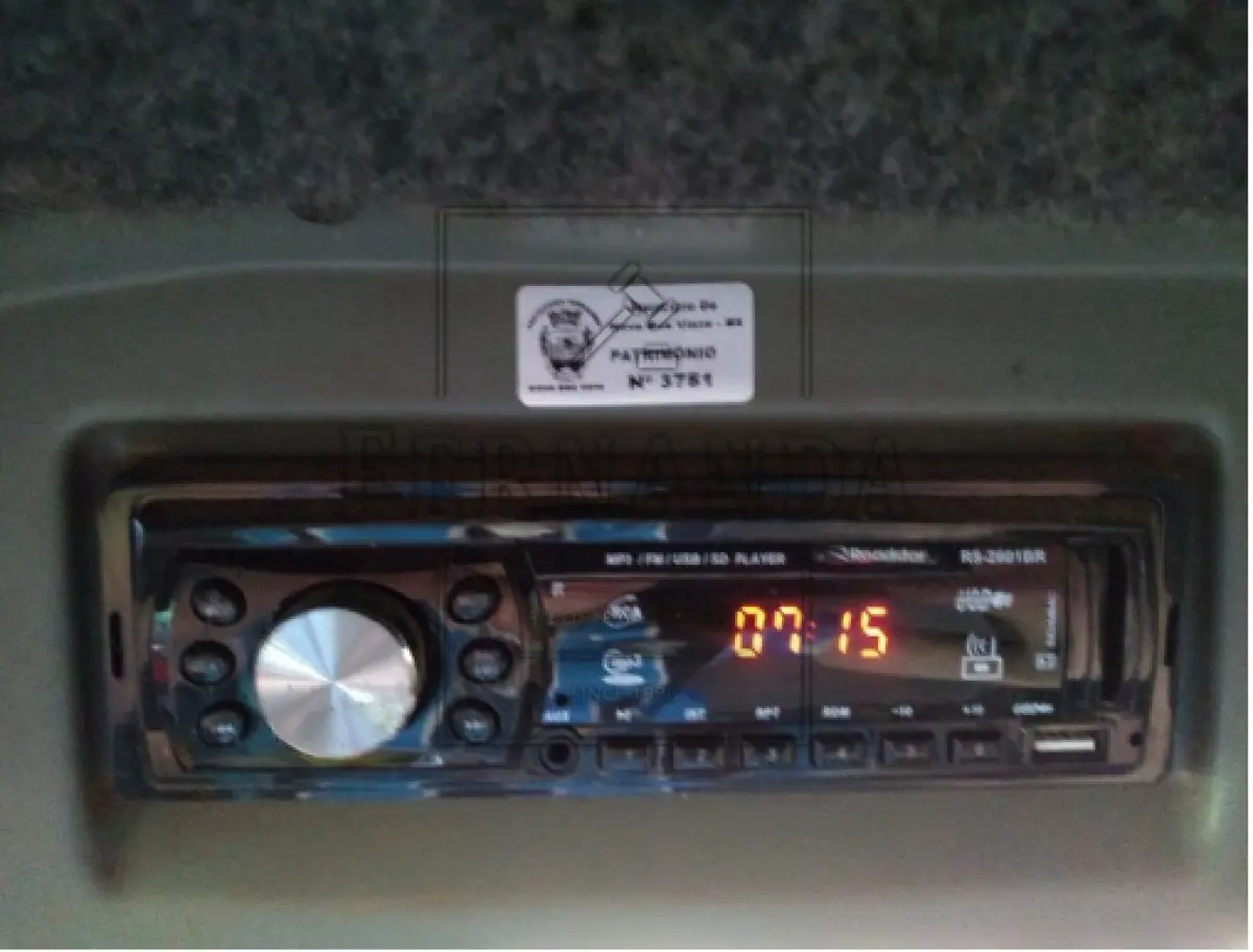 LOTE 004 - Colhedora de forragens Auto Propelida, marca: RK Forrageira. Avaliada em R$ 162.240,00.