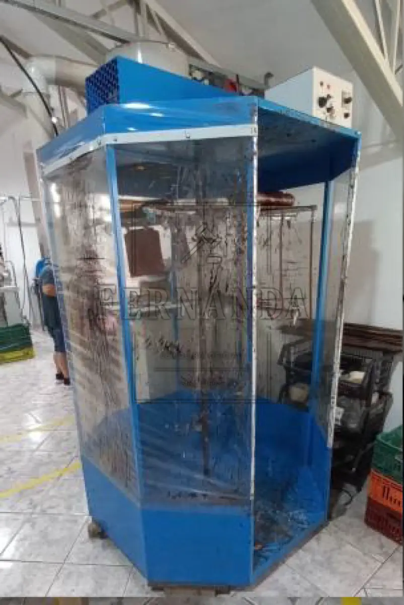 LOTE 022 - Forno de secagem (estufa), sem marca. Avaliada em R$ 3.200,00. 2° Leilão