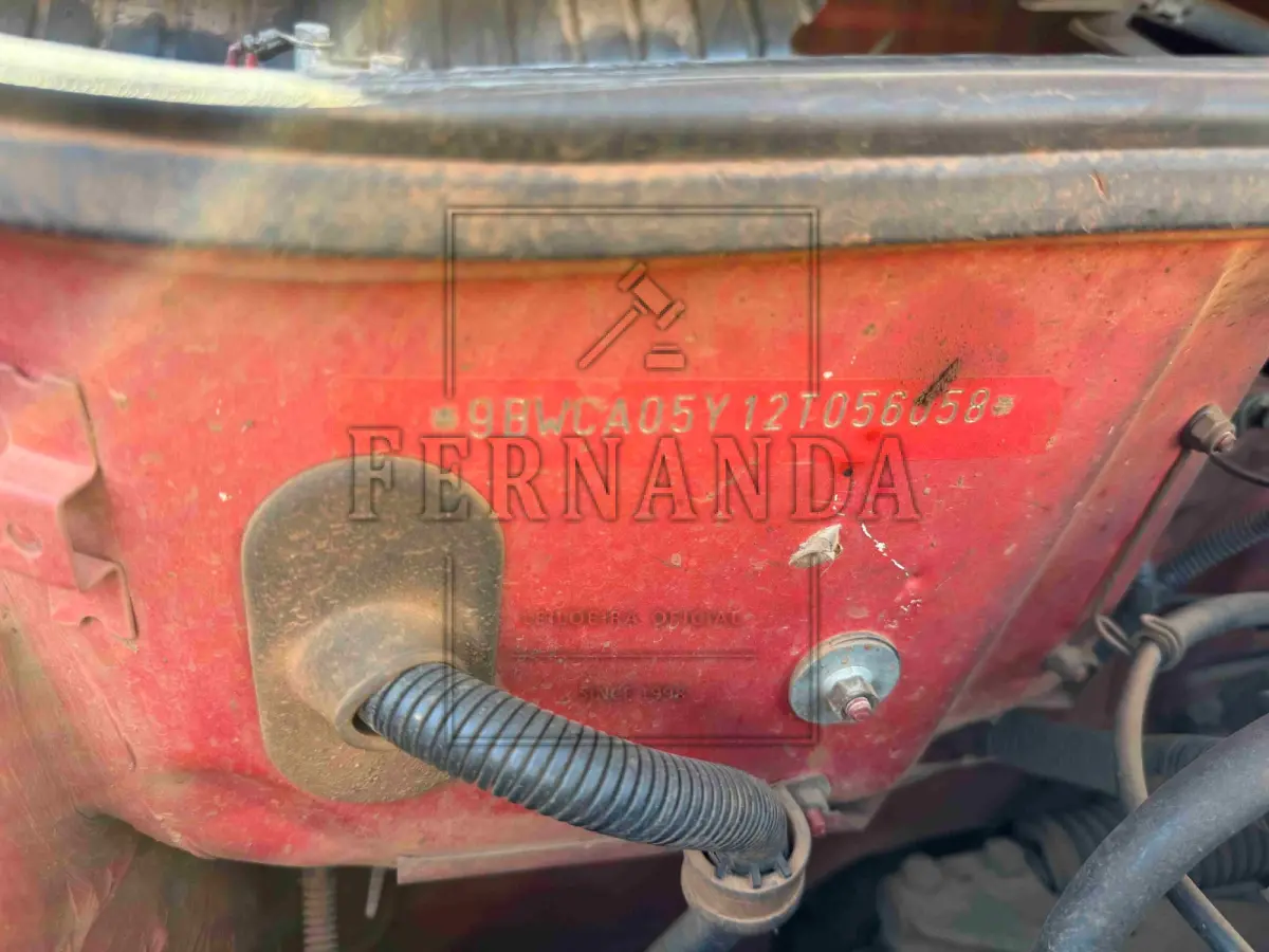 LOTE 004 - Veículo marca Volkswagem, modelo Gol Special 100, chassi 9BWCA05Y12T056058, cor vermelha, ano 2001, modelo 2002,, placas AJC-1225