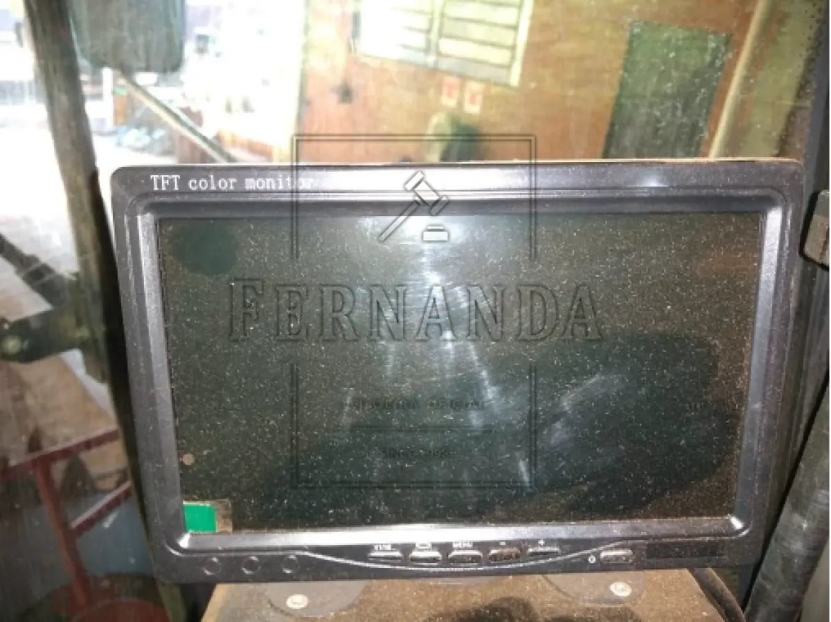 LOTE 004 - Colhedora de forragens Auto Propelida, marca: RK Forrageira. Avaliada em R$ 162.240,00.