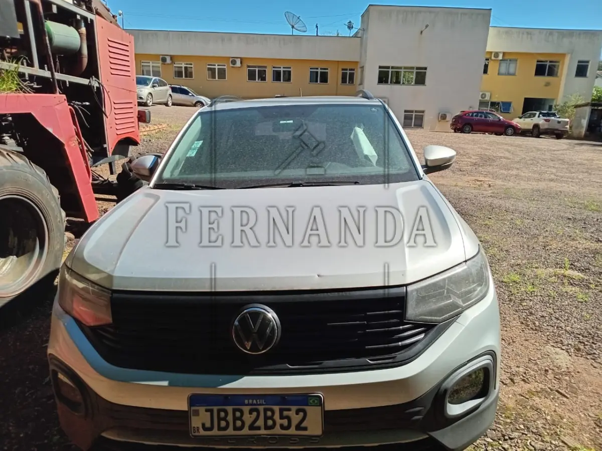 LOTE 001 - Automóvel VW/T-CROSS SENSE 200 TSI AD, câmbio automático, placas JBB2B52, tipo SUV, ano/modelo 2021/2022. Avaliada em R$ 55.406,40