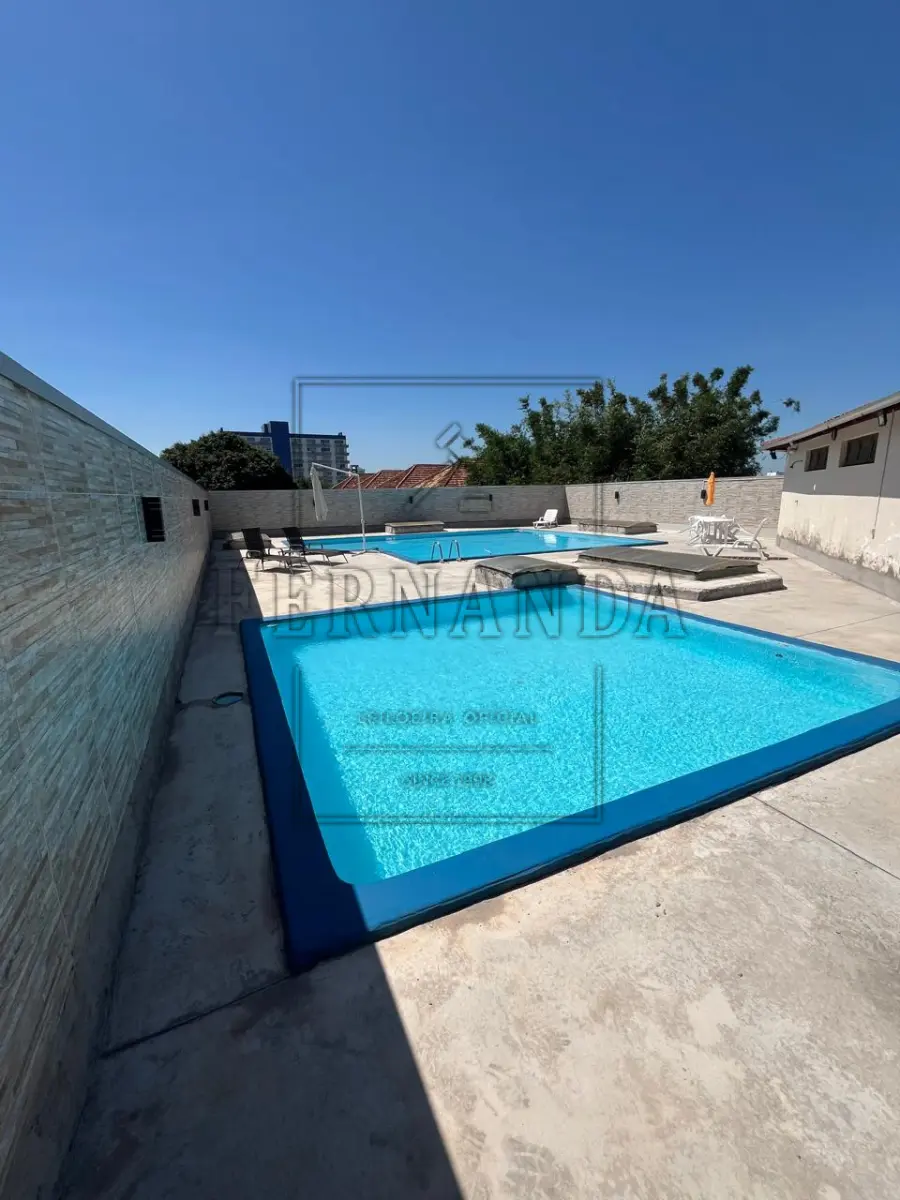 LOTE 002 - CANOAS/RS - Apartamento 1201 e 1301 (triplex), localizado na Rua General Salustiano n°452, Edifício Los Angeles, Canoas/RS. Área privativa de 412m². Matrícula n° 42.011 do Registro de Imóveis de Canoas. Avaliado em R$ 2.100.000,00. 1° Leilão.