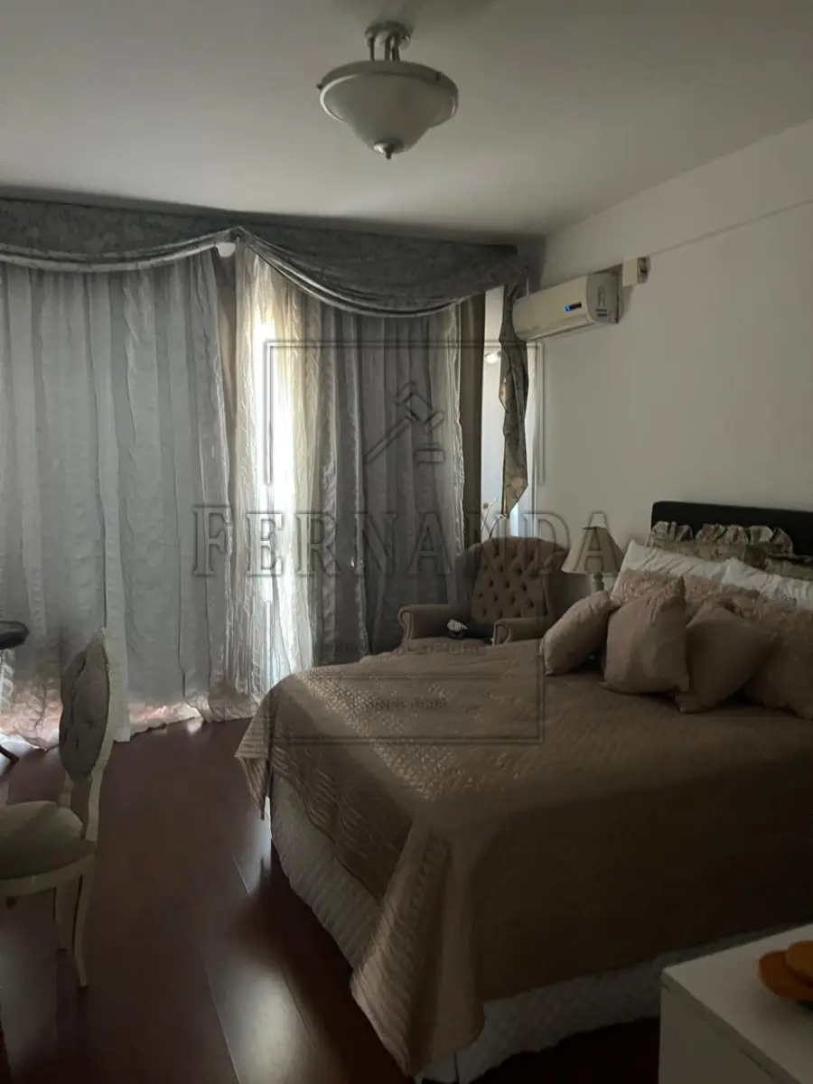 LOTE 002 - CANOAS/RS - Apartamento 1201 e 1301 (triplex), localizado na Rua General Salustiano n°452, Edifício Los Angeles, Canoas/RS. Área privativa de 412m². Matrícula n° 42.011 do Registro de Imóveis de Canoas. Avaliado em R$ 2.100.000,00. 1° Leilão.