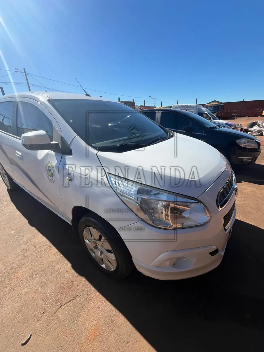 LOTE 007 - CHEVROLET SPIN 1.8L MT LT ANO 2014 PLACAS IVR-8124, renavam 01011845323, avaliação R$ 18.500,00