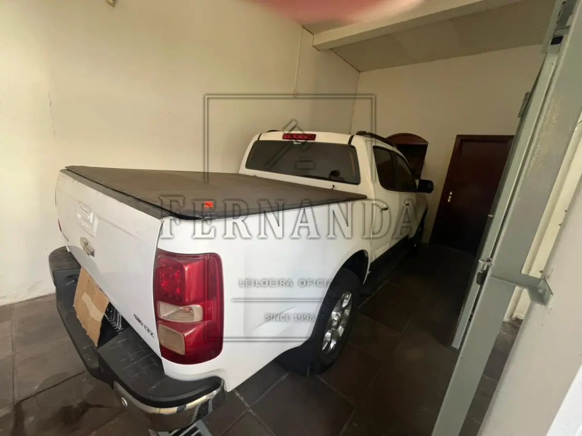 LOTE 002 - Caminhonete CHEVROLET/S10 LTZ DD2A, placas IVG1211, Fabricação/Modelo: 2014/2014. Avaliação R$ 102.000,00
