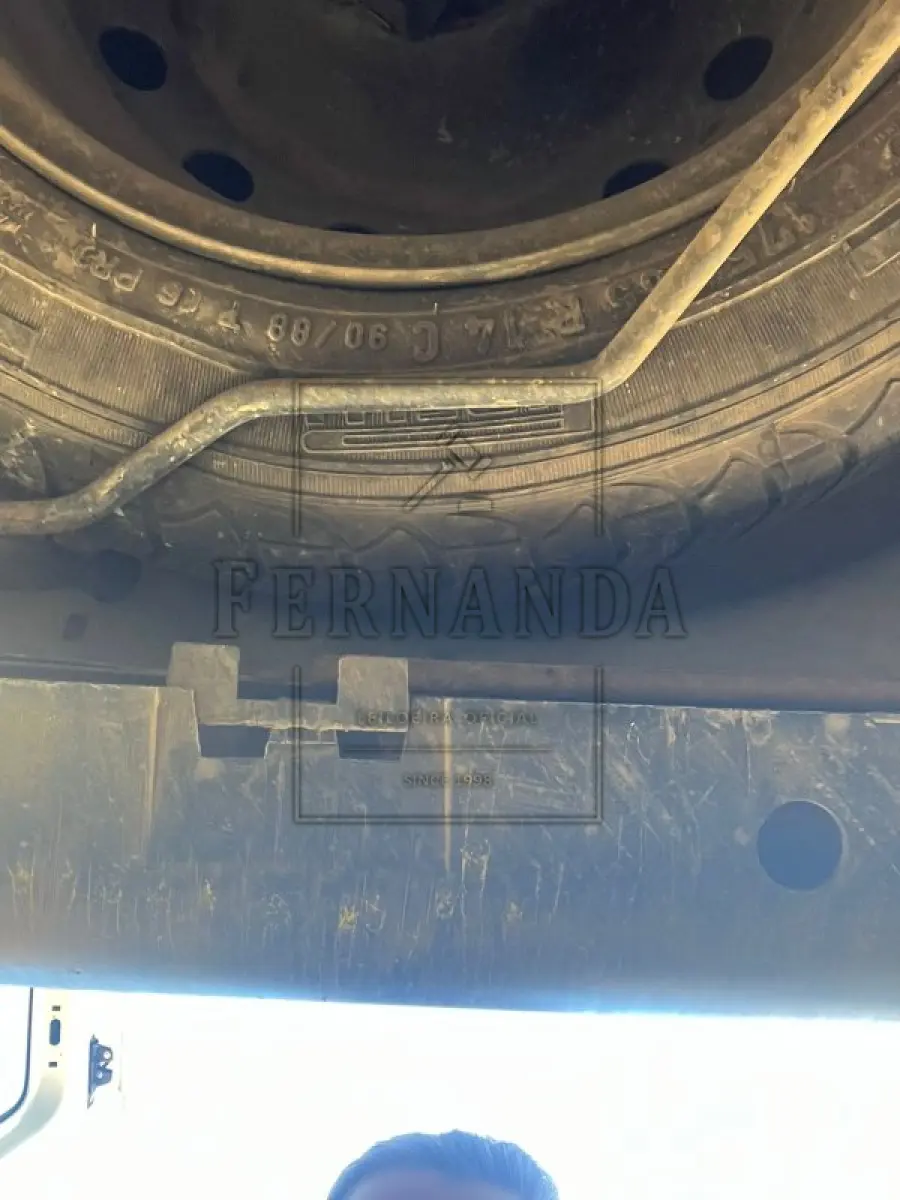LOTE 001 - Veículo I/Citroen Berlingo FGPL, ano/modelo 2018/2019, placas IYR8H84, avaliado em R$47.000,00.