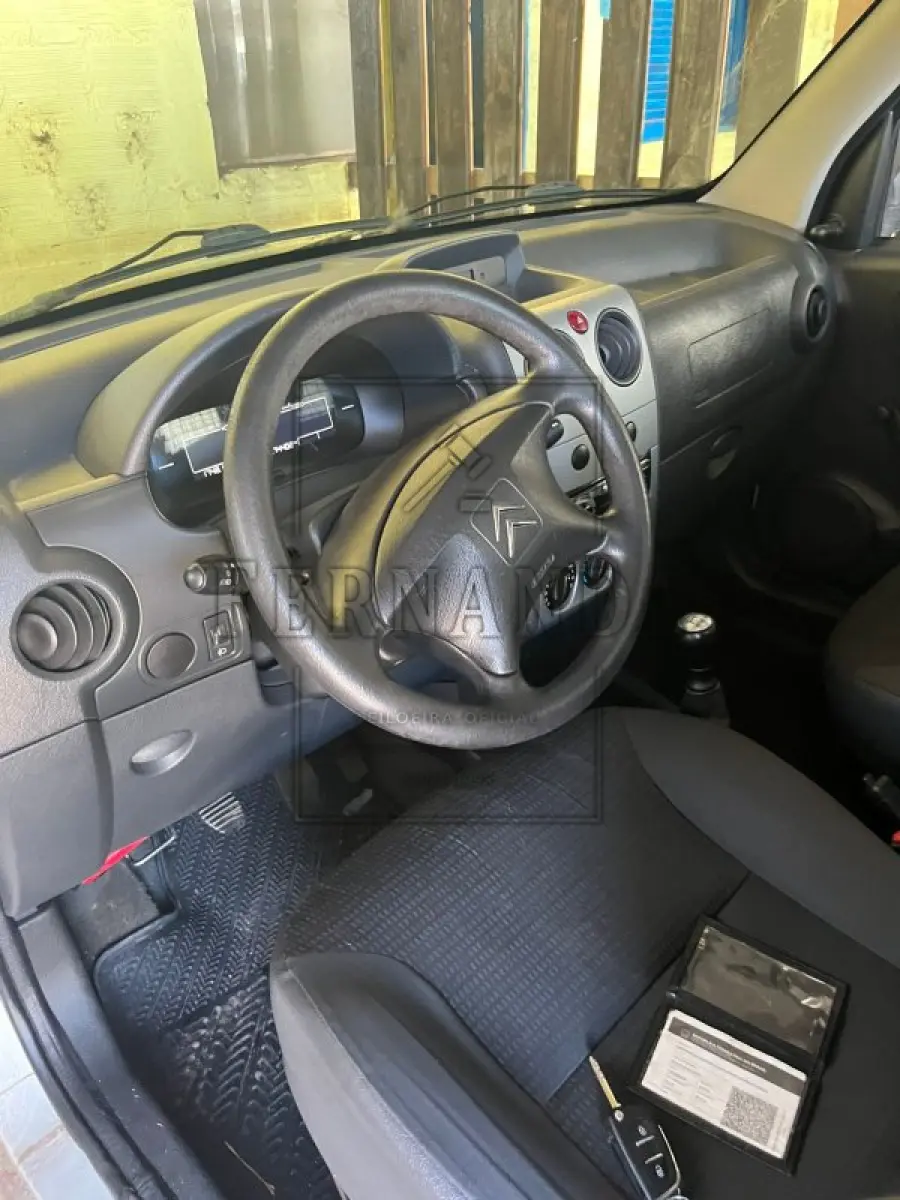 LOTE 001 - Veículo I/Citroen Berlingo FGPL, ano/modelo 2018/2019, placas IYR8H84, avaliado em R$47.000,00.