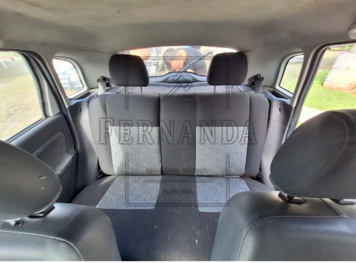 LOTE 009 - VEÍCULO FORD/FIESTA 1.6 FLEX, PLACA: IUF6462, ANO: 2013