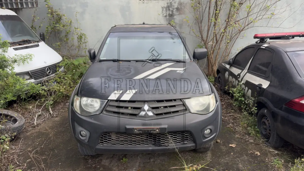 LOTE 039 - VEÍCULO MMC/PAJERO DAKAR D, PLACA: IUK2573, ANO: 2013