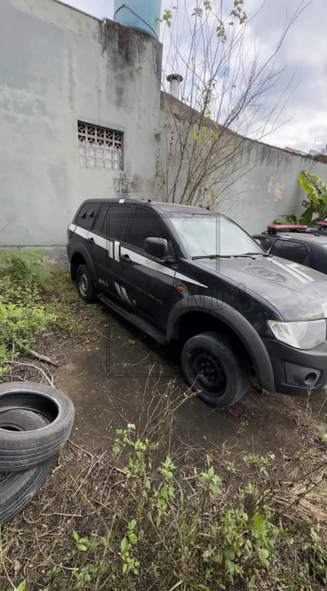LOTE 039 - VEÍCULO MMC/PAJERO DAKAR D, PLACA: IUK2573, ANO: 2013