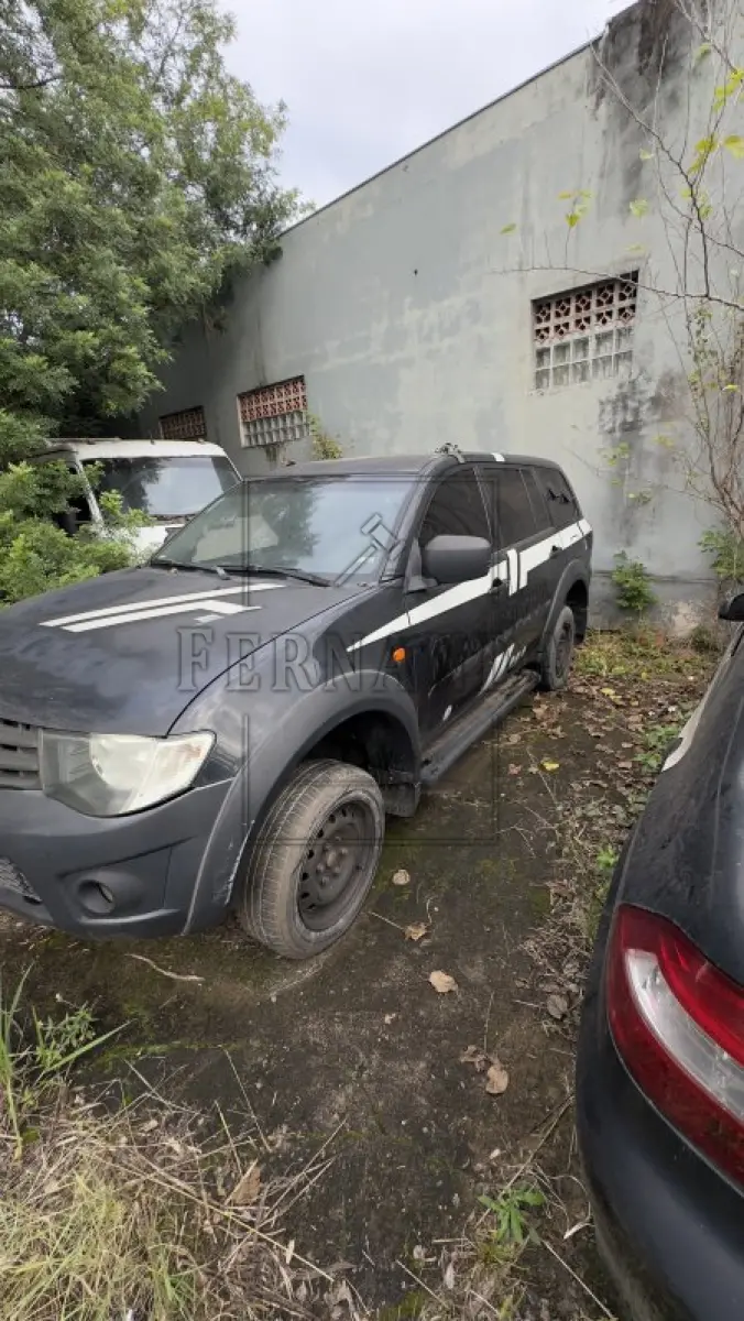 LOTE 039 - VEÍCULO MMC/PAJERO DAKAR D, PLACA: IUK2573, ANO: 2013